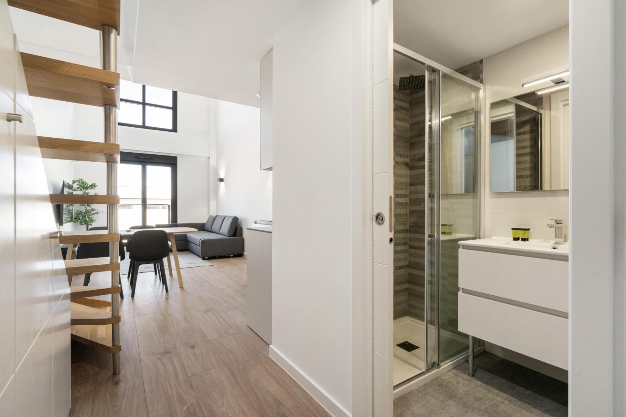 Apartamentos Reformados Con Garajes Incluido Сан-Себастиан-де-лос-Рейес Экстерьер фото