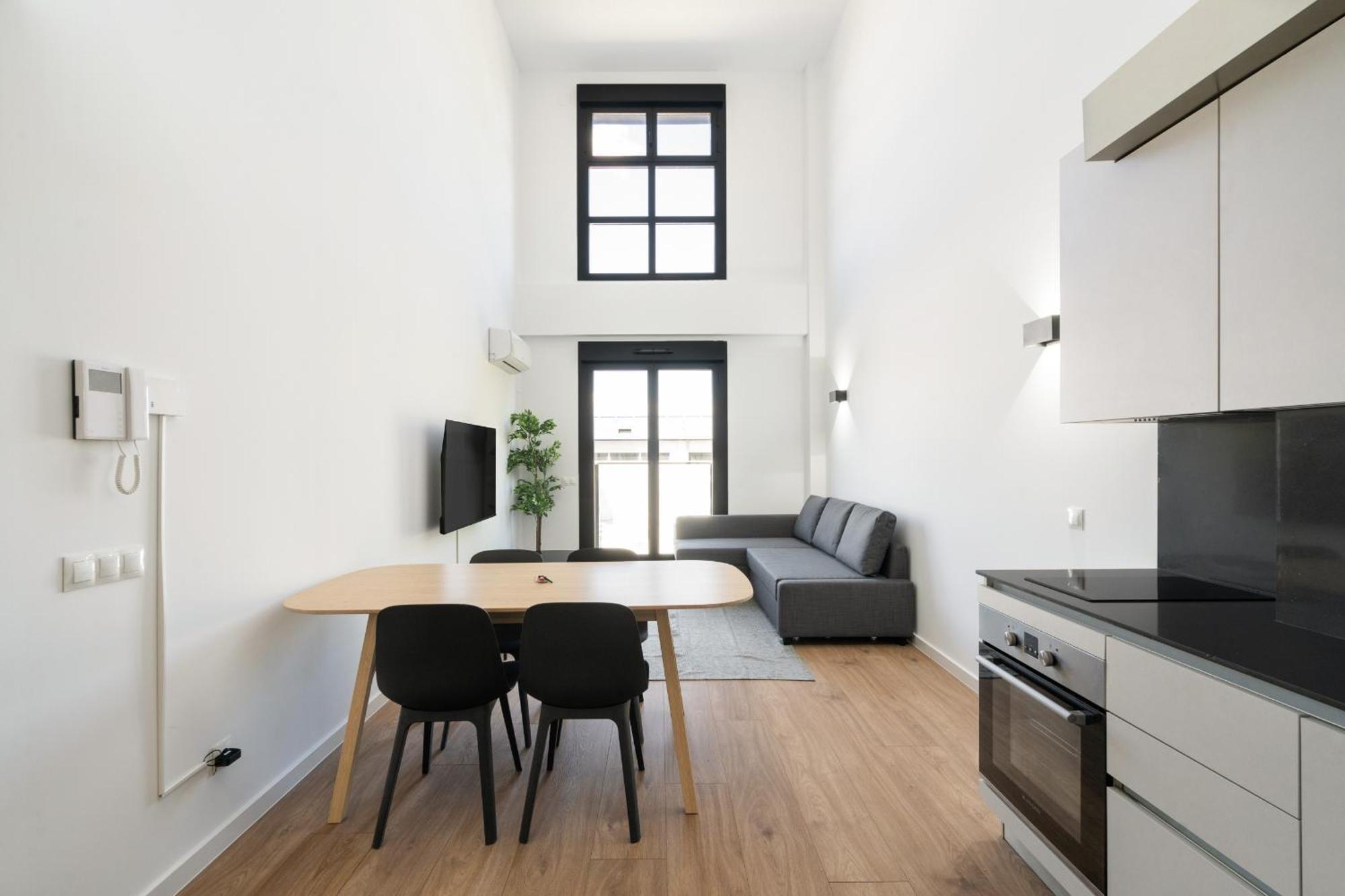 Apartamentos Reformados Con Garajes Incluido Сан-Себастиан-де-лос-Рейес Экстерьер фото